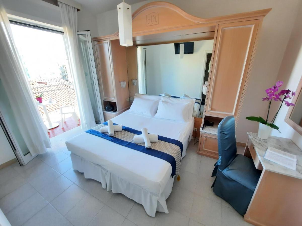 Hotel Margherita Lido di Jesolo Bagian luar foto