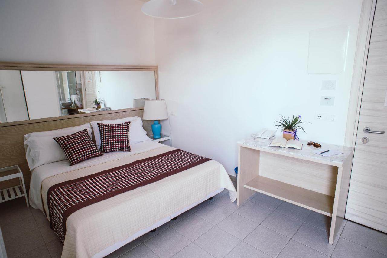 Hotel Margherita Lido di Jesolo Bagian luar foto