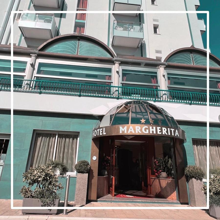 Hotel Margherita Lido di Jesolo Bagian luar foto