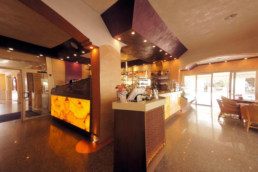 Hotel Margherita Lido di Jesolo Bagian luar foto