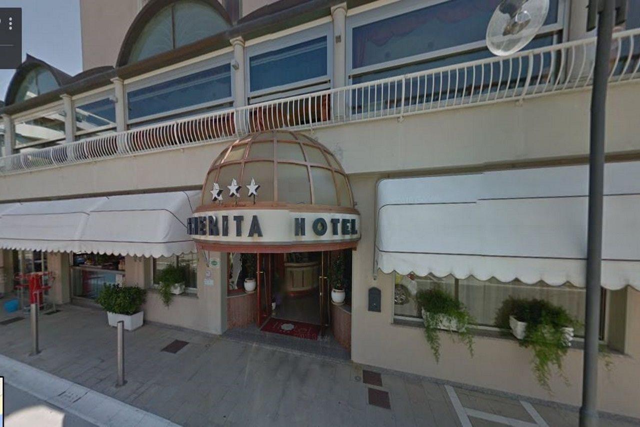 Hotel Margherita Lido di Jesolo Bagian luar foto