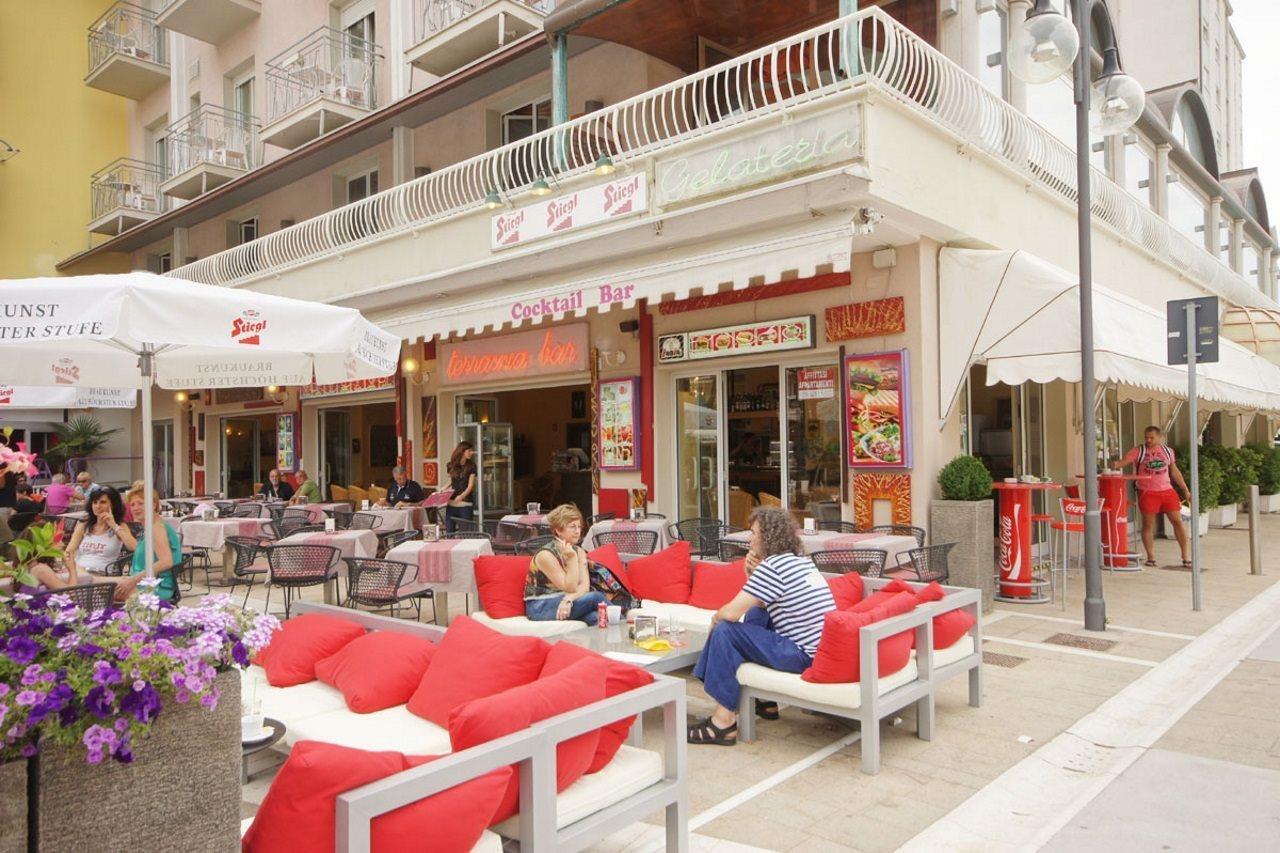 Hotel Margherita Lido di Jesolo Bagian luar foto